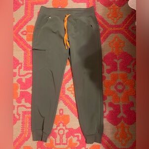 Figs army green scrub joggers size M